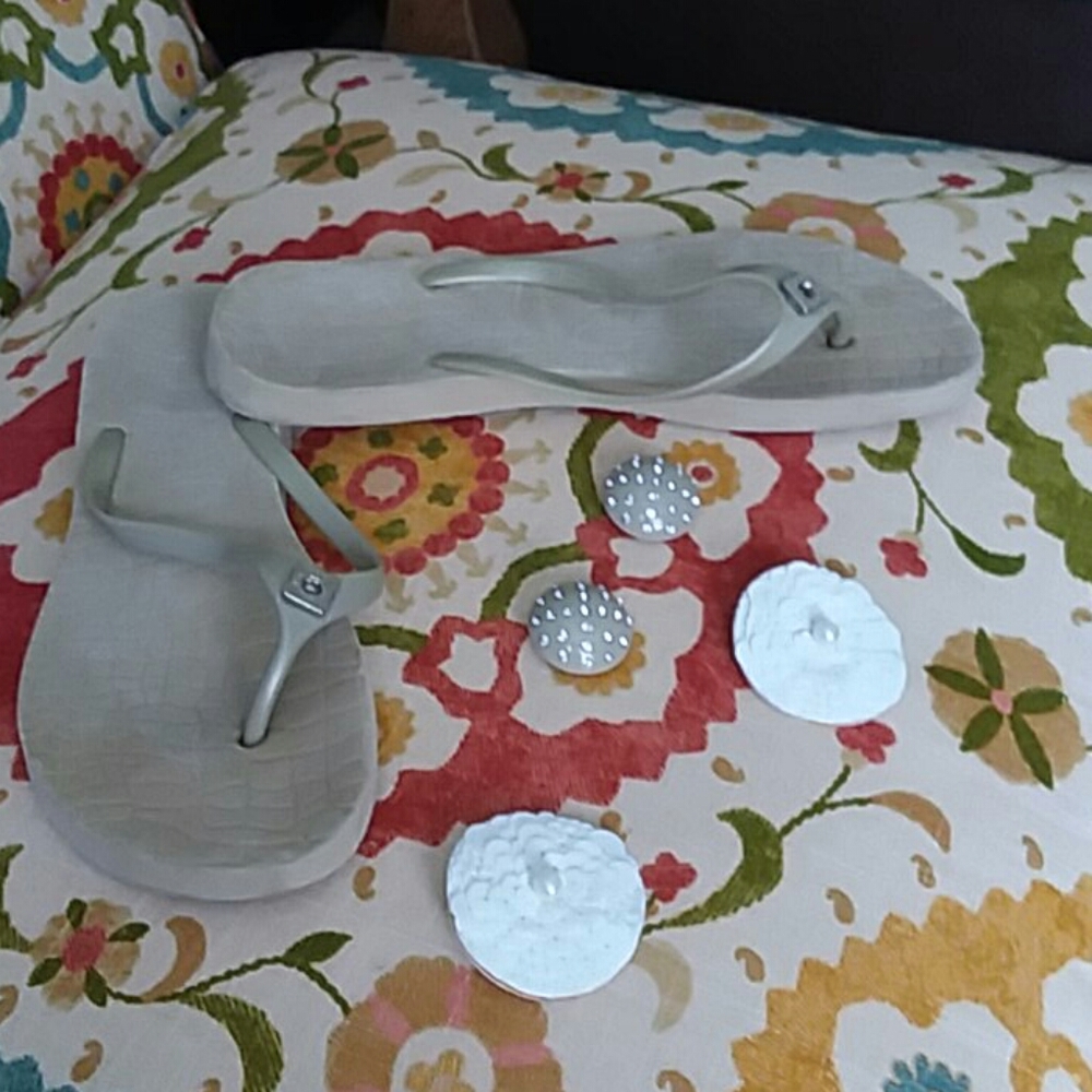 Lindsay Phillips flip flops switchflops with snaps